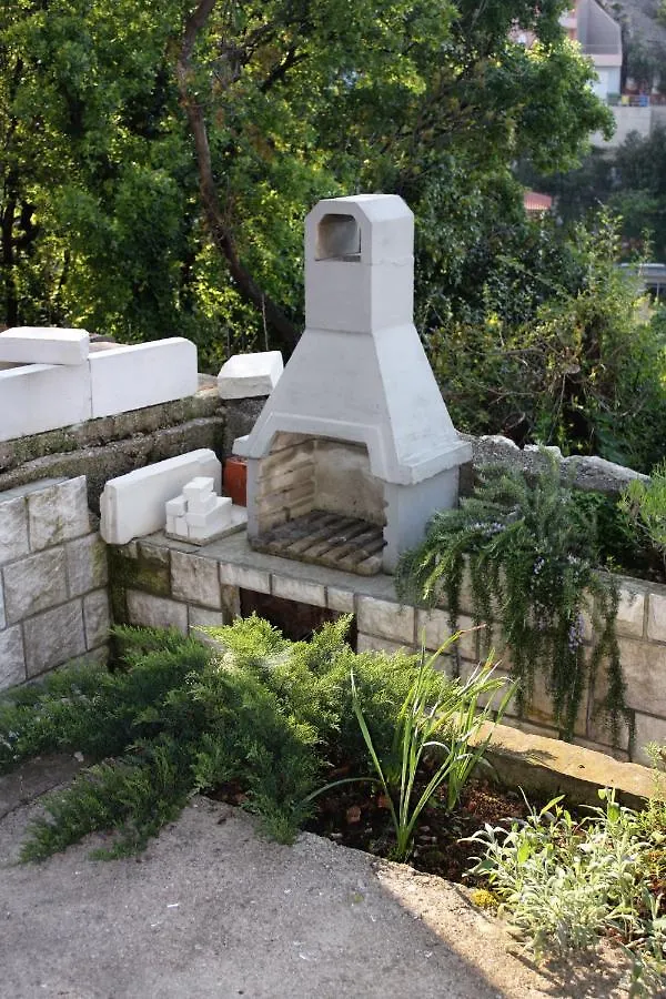 Πανσιόν Double Room Vrbnik 5301B